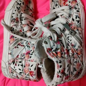 Girls Youth Blowfish White Floral Shoes Size 2.5